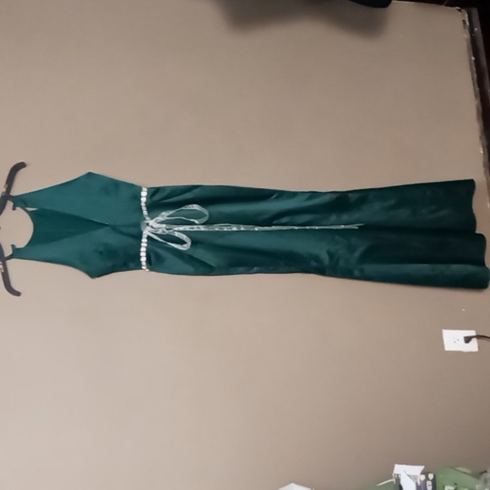 Sorella Vita Dark Green Prom/Bridesmaid Dress w Jewel/Ribbon Belt Size 4 - Picture 4 of 16